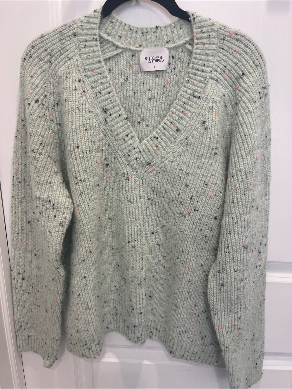 Stitches & Stripes Mint Speckled V-Neck Sweater